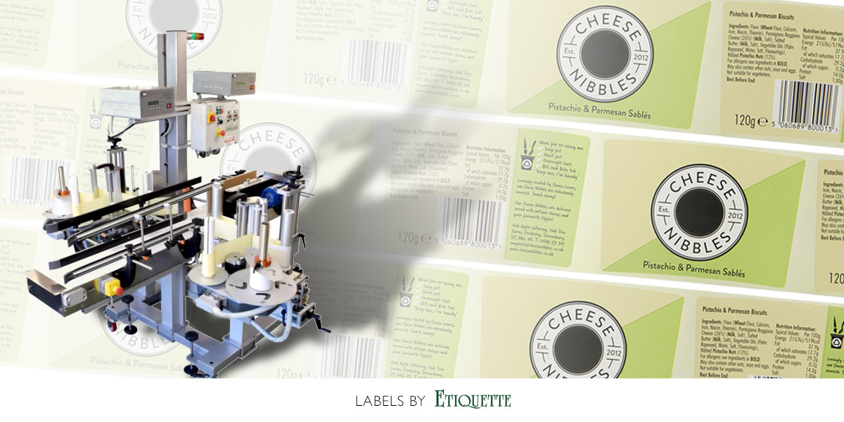 Front and back labelling label applicator and printed labels on a roll